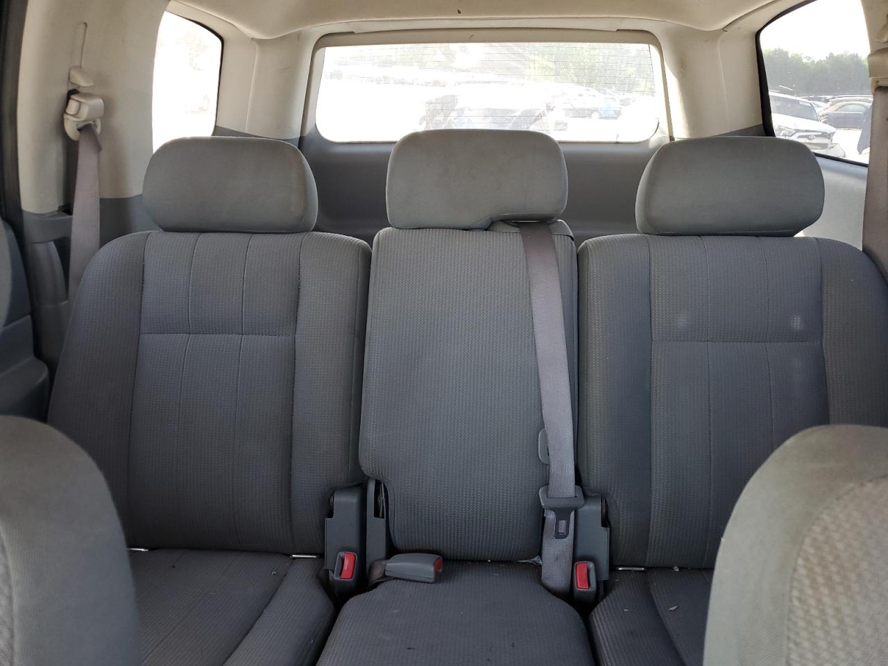 2004 Dodge Durango St VIN: 1D4HD38N24F157687 Lot: 53892915