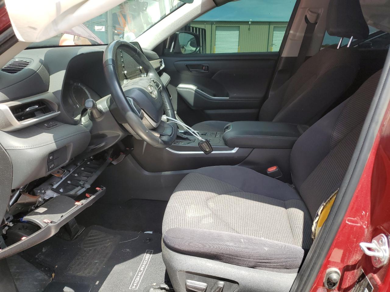 2022 Toyota Highlander L VIN: 5TDZZRAH0NS551913 Lot: 51853275