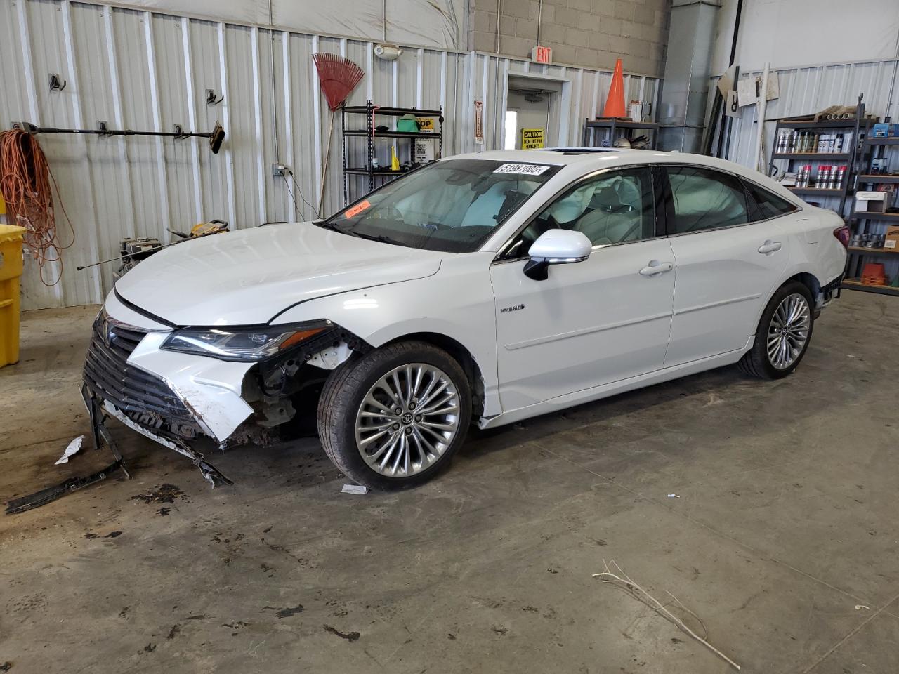 2020 Toyota Avalon Limited იყიდება Mcfarland-ში, WI - Front End