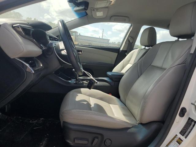 Седаны TOYOTA AVALON 2013 Белы