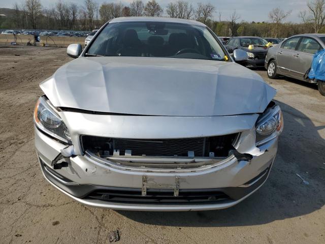  VOLVO S60 2015 Srebrny
