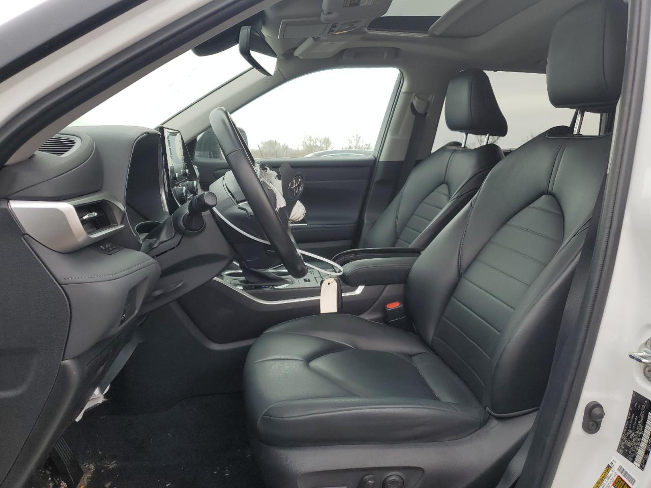2022 Toyota Highlander Xle VIN: 5TDGZRBH0NS254176 Lot: 51718215