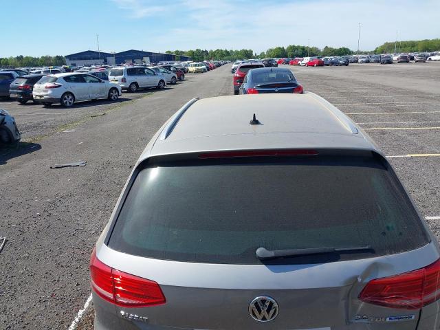 2016 VOLKSWAGEN PASSAT SE
