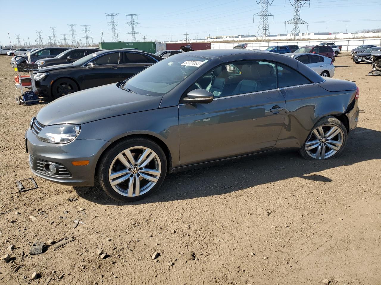 2012 Volkswagen Eos Lux for Sale in Elgin, IL - Side