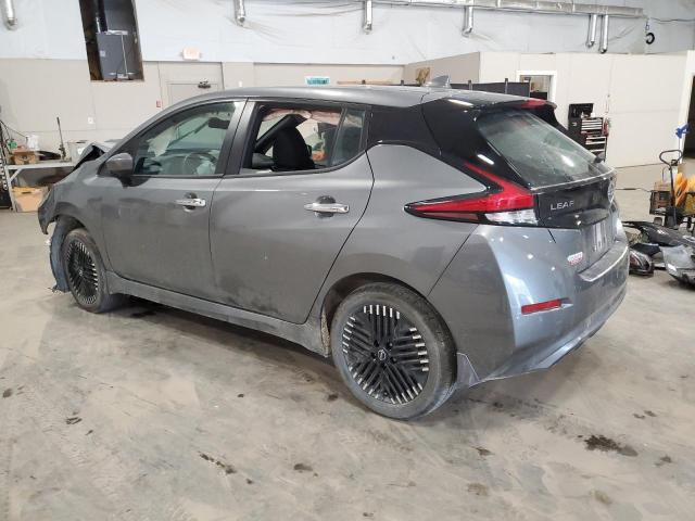  NISSAN LEAF 2024 Сріблястий
