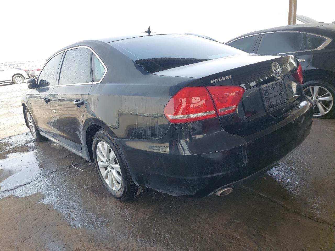 WVWBR7A39FC000702 - 2015 Volkswagen Passat - #undefined