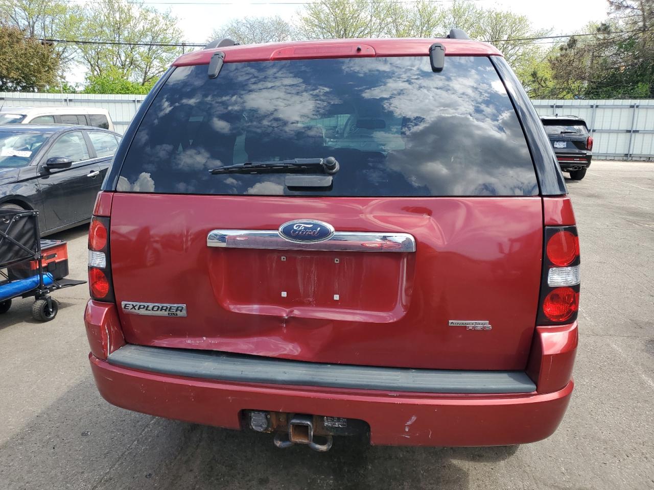 2007 Ford Explorer Xlt VIN: 1FMEU73E57UA63152 Lot: 54205645