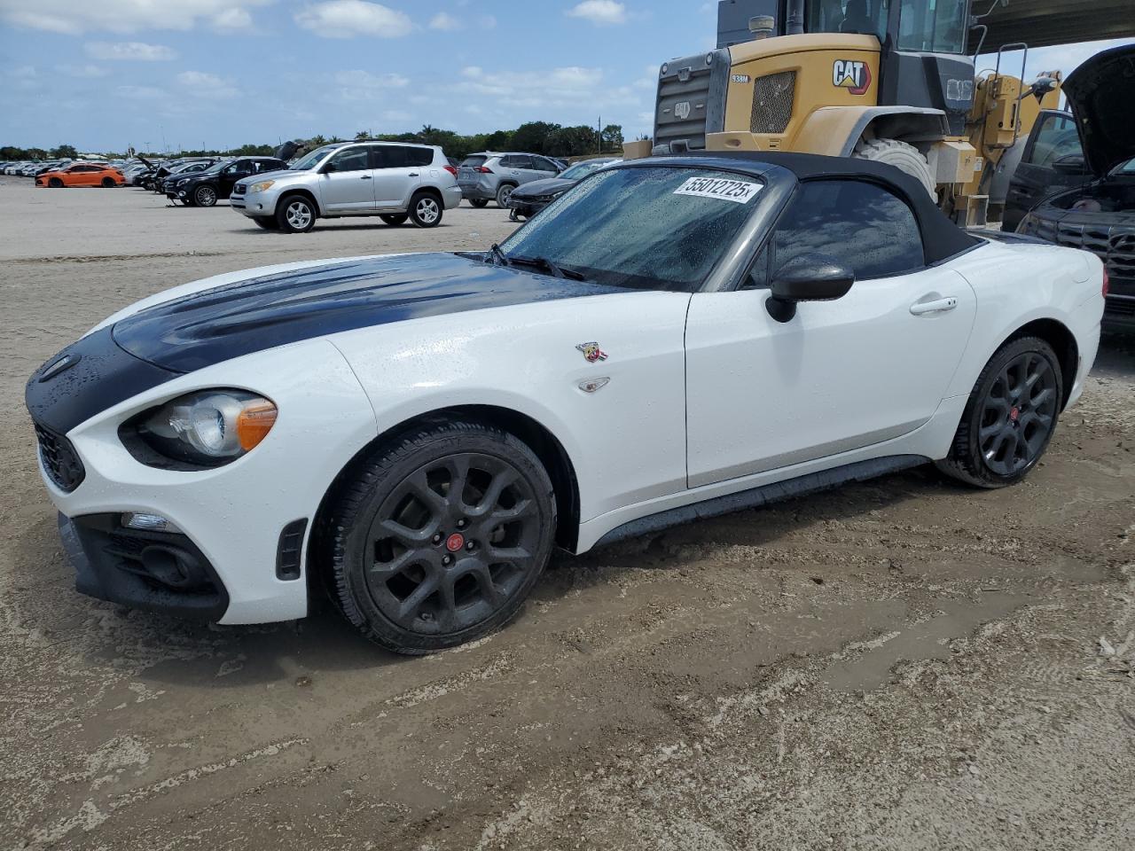 2017 Fiat 124 Spider Classica للبيع في West Palm Beach، FL - Minor Dent/Scratches