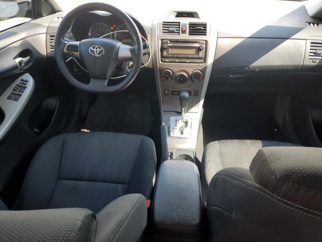 Sedans TOYOTA COROLLA 2012 White
