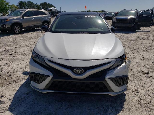  TOYOTA CAMRY 2021 Biały