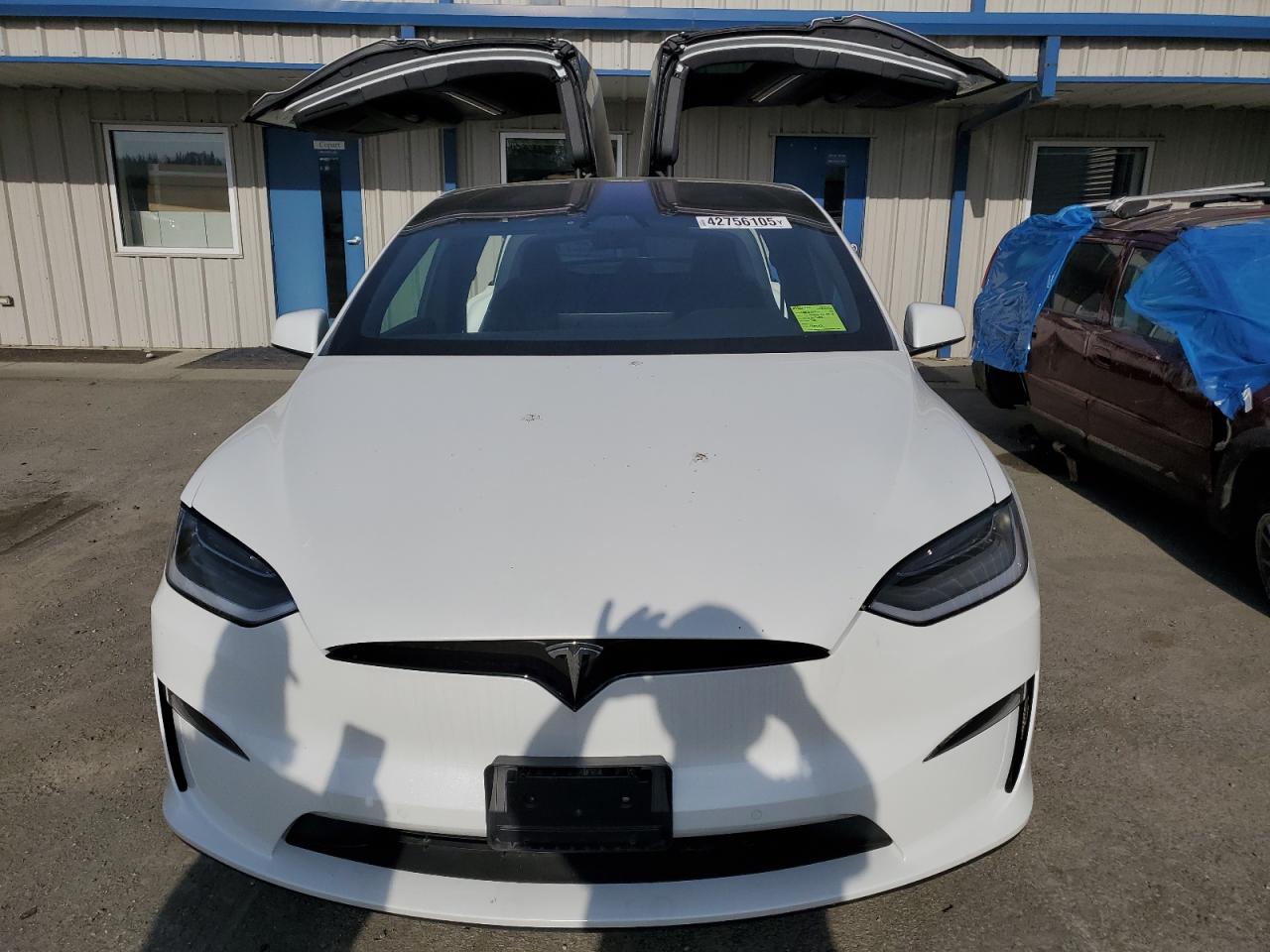 2022 Tesla Model X VIN: 7SAXCDE51NF342652 Lot: 42756105
