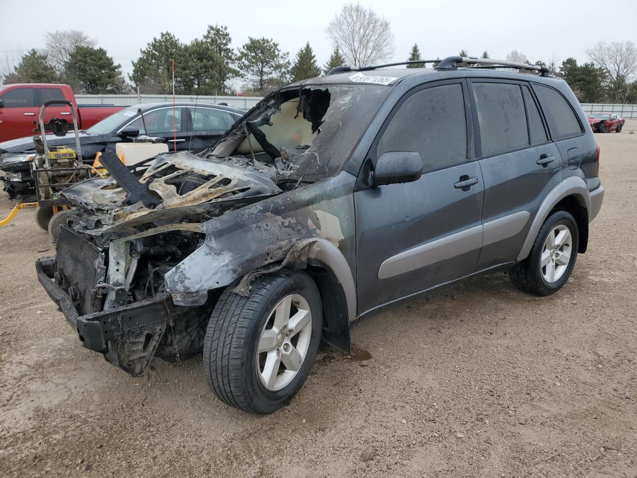 2004 Toyota Rav4 за продажба в Elgin, IL - Burn