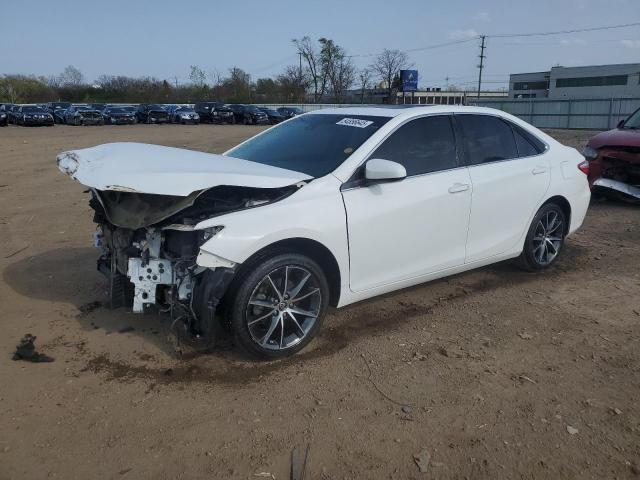  TOYOTA CAMRY 2015 White