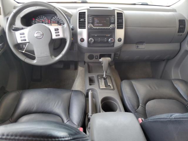  NISSAN FRONTIER 2017 Сріблястий