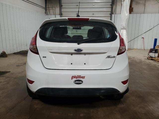  FORD FIESTA 2016 Белый