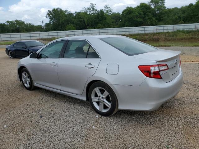  TOYOTA CAMRY 2014 Srebrny