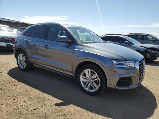 Паркетники AUDI Q3 2017 Серый