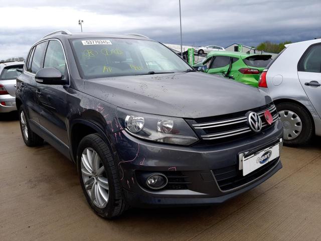2016 VOLKSWAGEN TIGUAN MAT