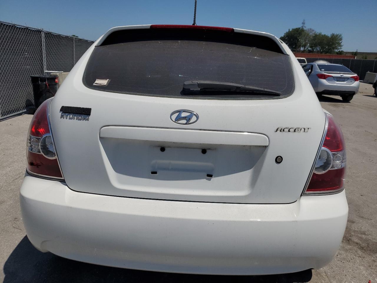 2007 Hyundai Accent Se VIN: KMHCN36C17U014098 Lot: 52741655