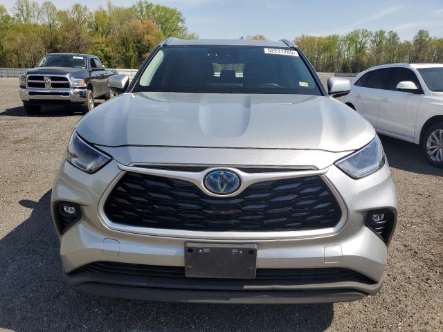  TOYOTA HIGHLANDER 2021 Srebrny
