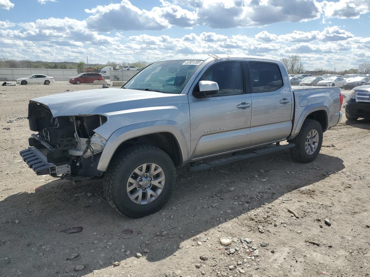2018 Toyota Tacoma Double Cab للبيع في Kansas City، KS - Front End