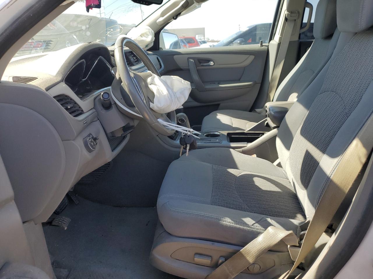 1GNKRHKD8GJ129872 2016 Chevrolet Traverse Lt