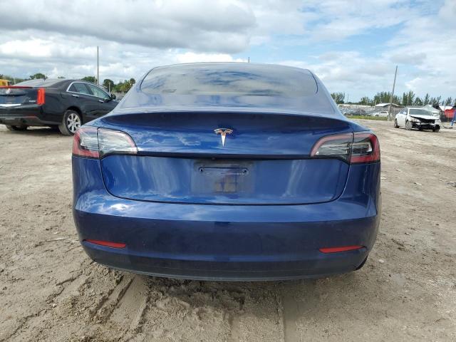  TESLA MODEL 3 2020 Granatowy