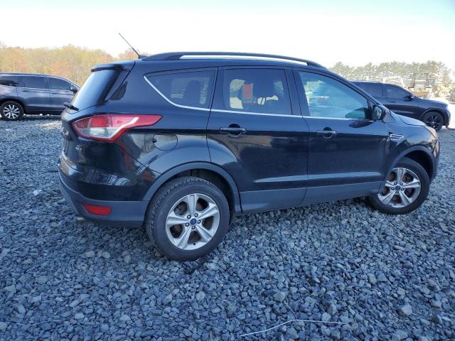  FORD ESCAPE 2016 Czarny