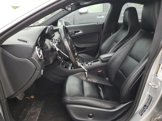 Седани MERCEDES-BENZ CLA-CLASS 2014 Сріблястий