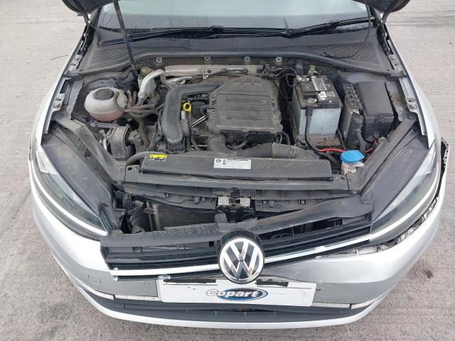 2019 VOLKSWAGEN GOLF SE NA