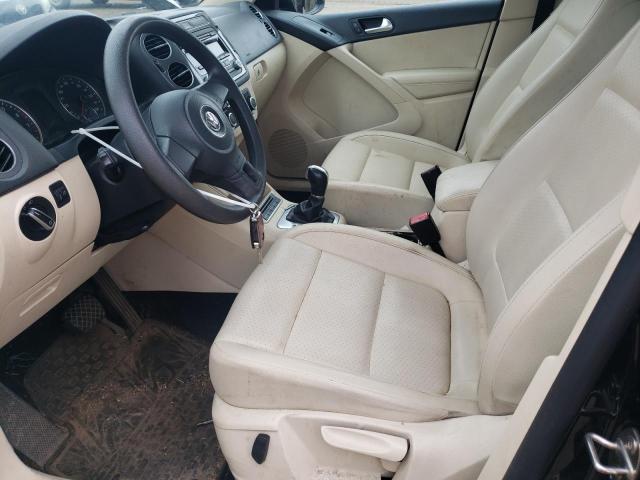 Parquets VOLKSWAGEN TIGUAN 2012 Black