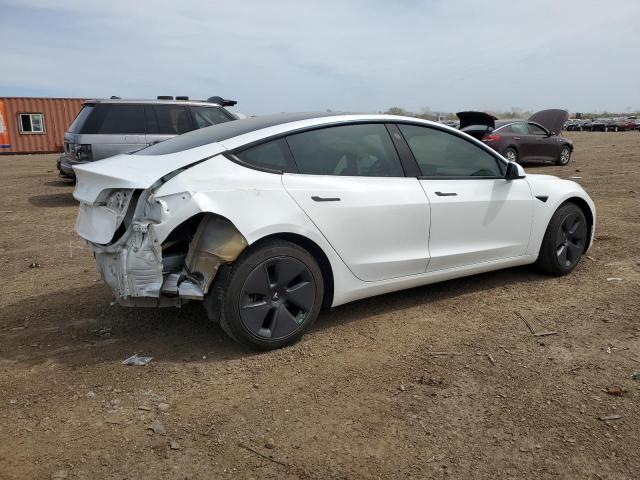 TESLA MODEL 3 2021 Biały