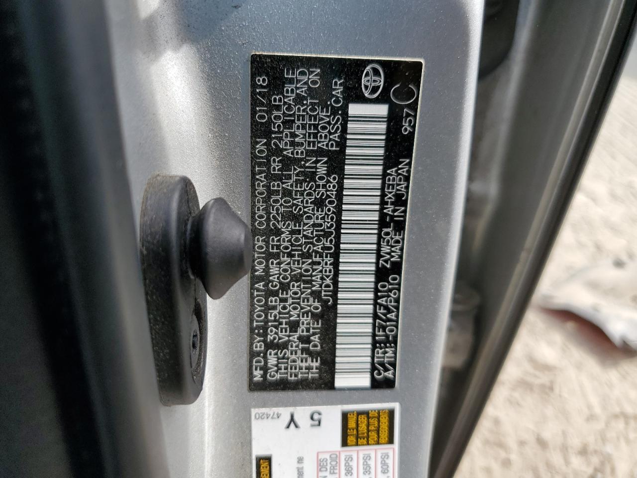 2018 Toyota Prius VIN: JTDKBRFU5J3590486 Lot: 51629675