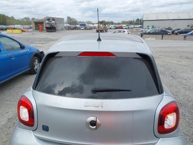 2021 SMART EQ FORFOUR