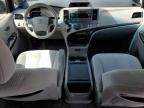 2014 Toyota Sienna Le للبيع في Sun Valley، CA - Front End