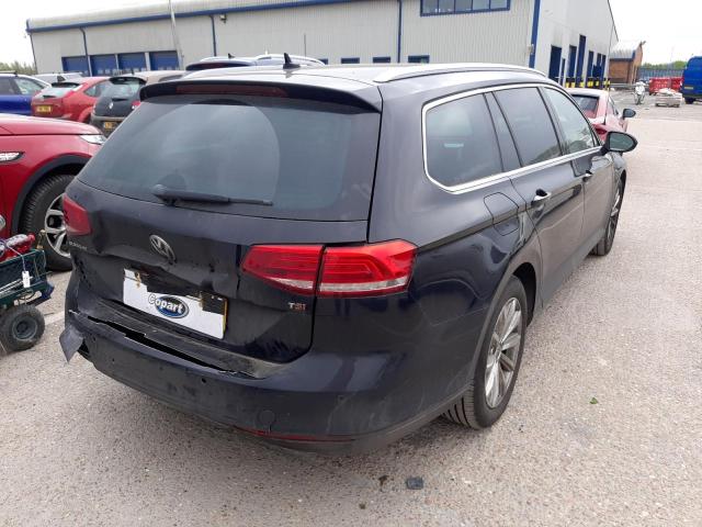 2017 VOLKSWAGEN PASSAT SE