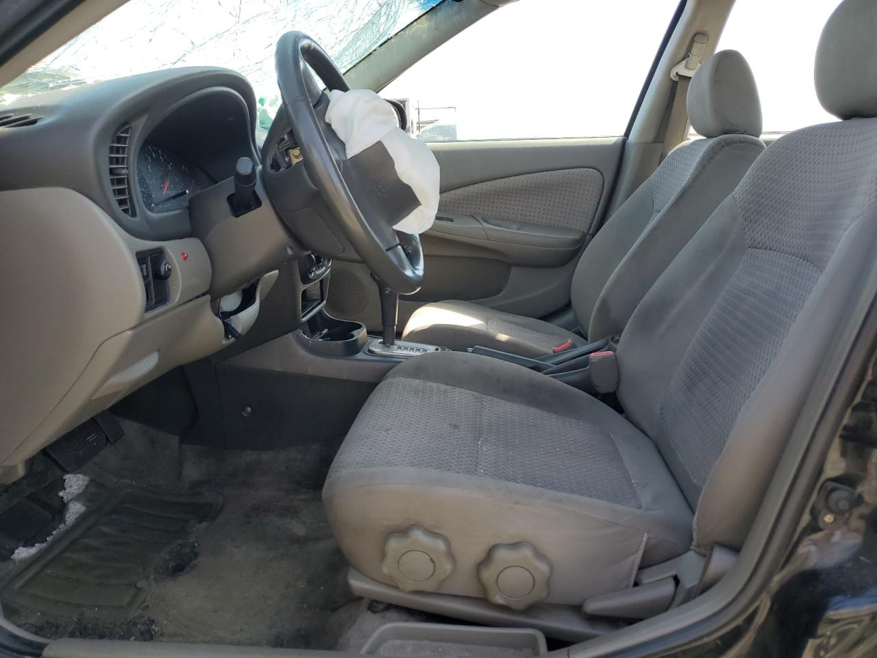2004 Nissan Sentra 1.8 VIN: 3N1CB51D24L477675 Lot: 51548975