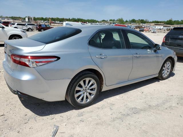  TOYOTA CAMRY 2020 Серебристый