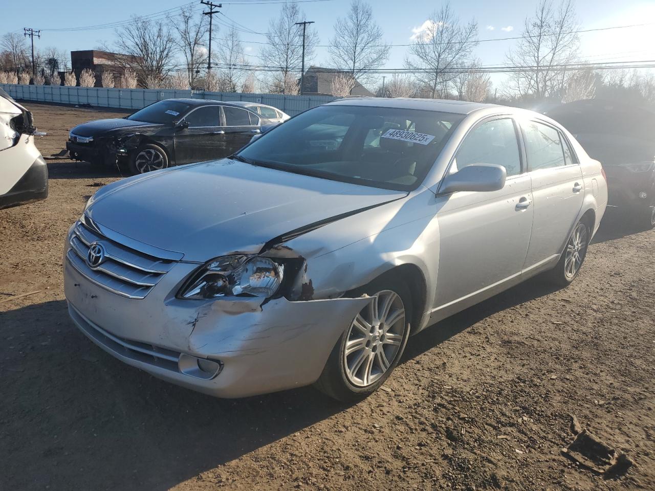 2005 Toyota Avalon Xl zu verkaufen in New Britain, CT - Front End