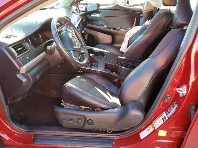 Sedans TOYOTA CAMRY 2017 Czerwony
