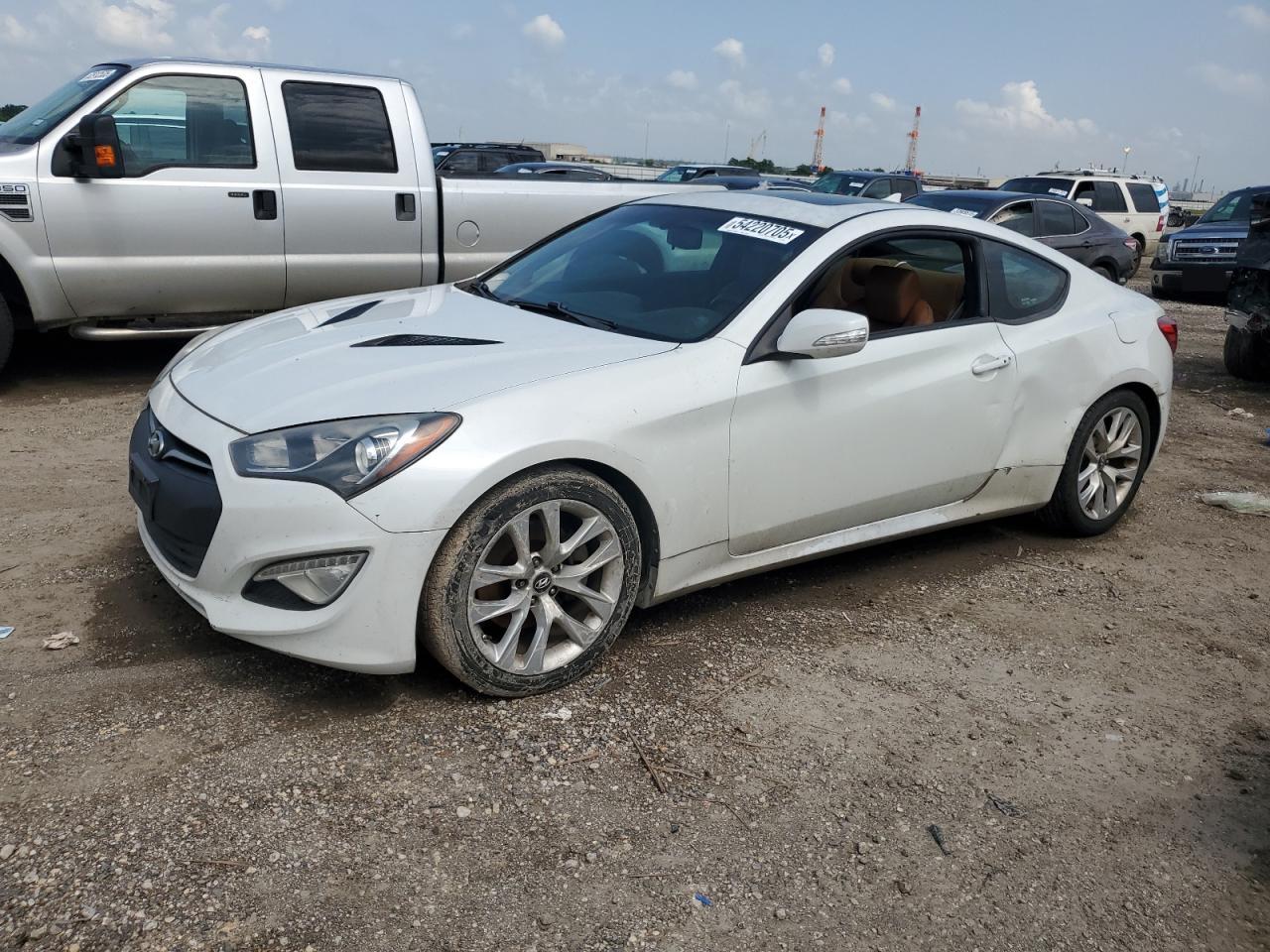 2013 Hyundai Genesis Coupe 3.8L for Sale in Houston, TX - Front End