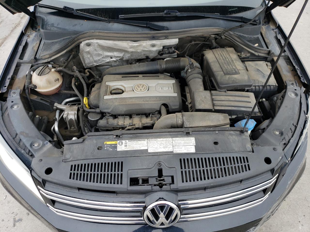 2017 Volkswagen Tiguan S VIN: WVGBV7AX7HK029621 Lot: 54790475