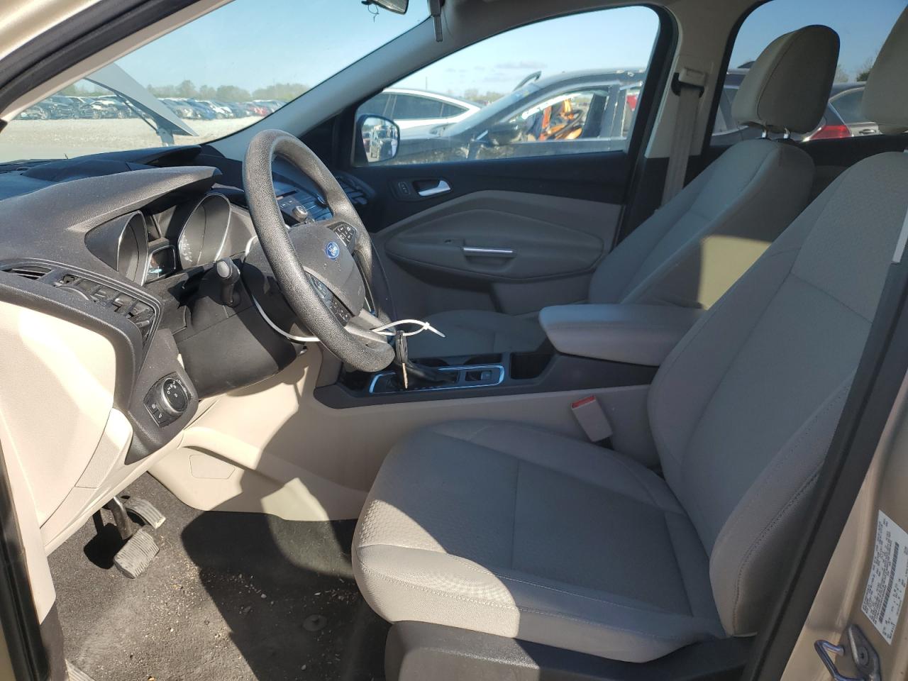 1fmcu0gd6hub20959 1FMCU0GD6HUB20959 2017 Ford Escape Se