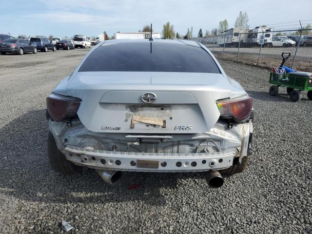  TOYOTA SCION 2013 Srebrny