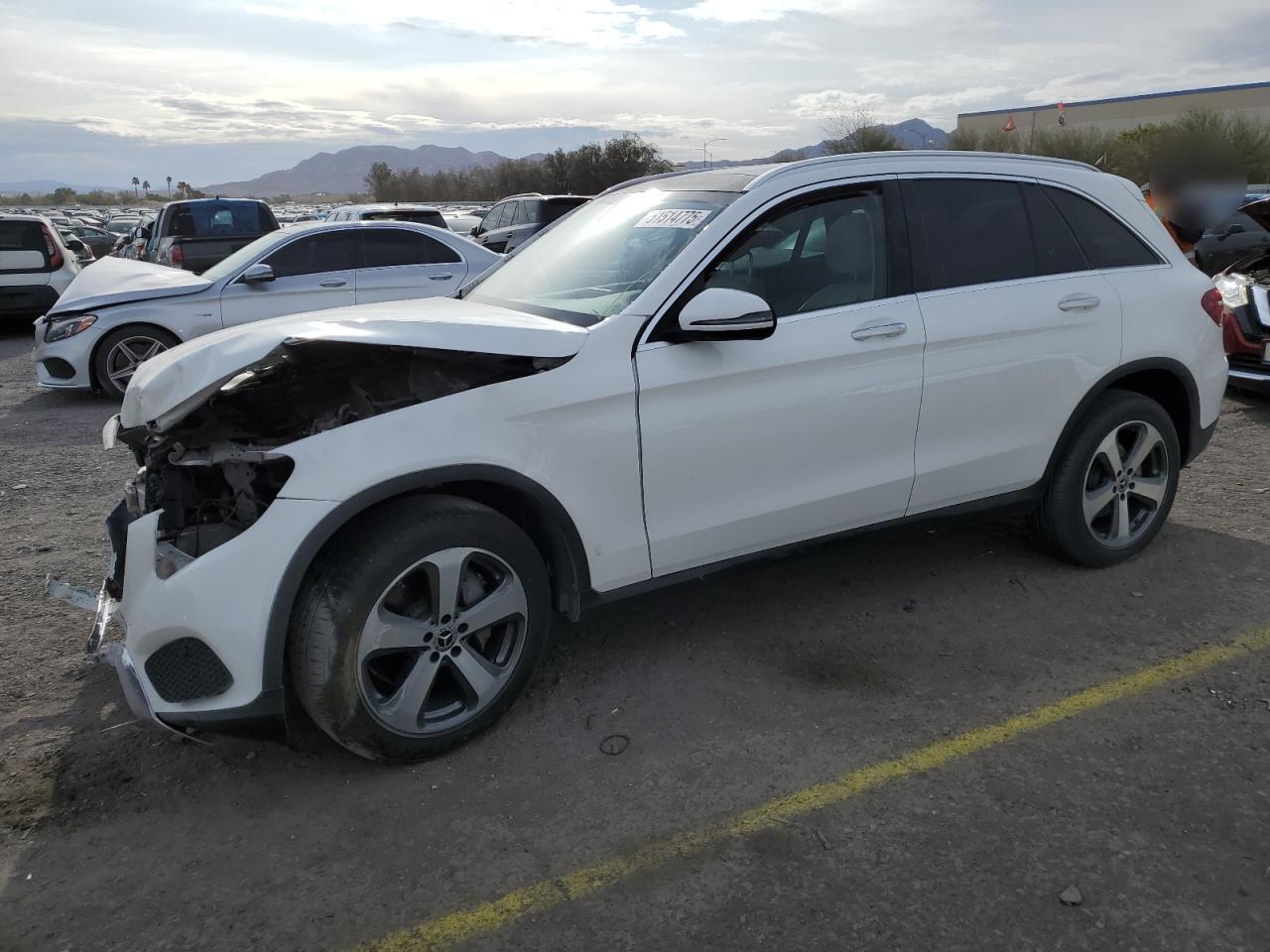 2019 Mercedes-Benz Glc 300 for Sale in Las Vegas, NV - Front End