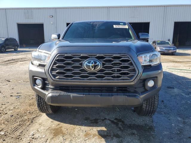  TOYOTA TACOMA 2022 Серый