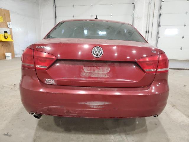  VOLKSWAGEN PASSAT 2015 Красный