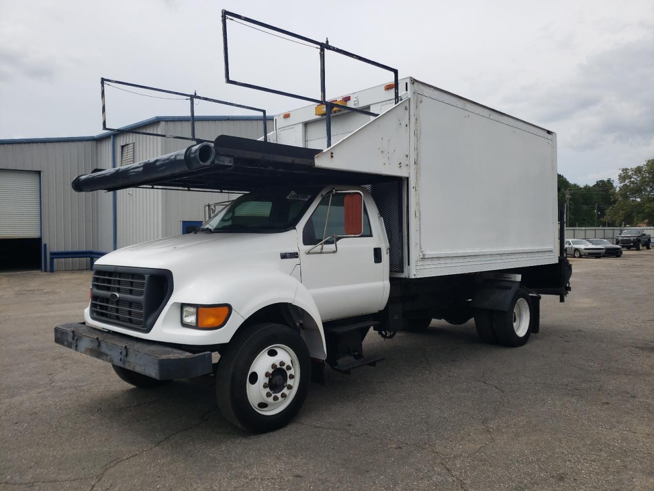2000 Ford F650 Super Duty იყიდება Eight Mile-ში, AL - Minor Dent/Scratches