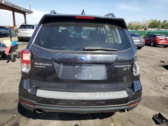  SUBARU FORESTER 2018 Серый