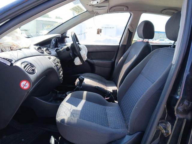 2004 FORD FOCUS FLIG